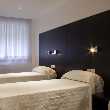 Hostal Nova Barcelona-2